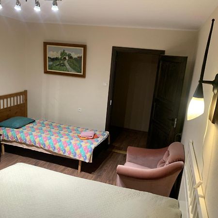 K76 - Very Nice 2-Bedrooms Apartment -2 Big Beds-1 Single Bed タルトゥ エクステリア 写真