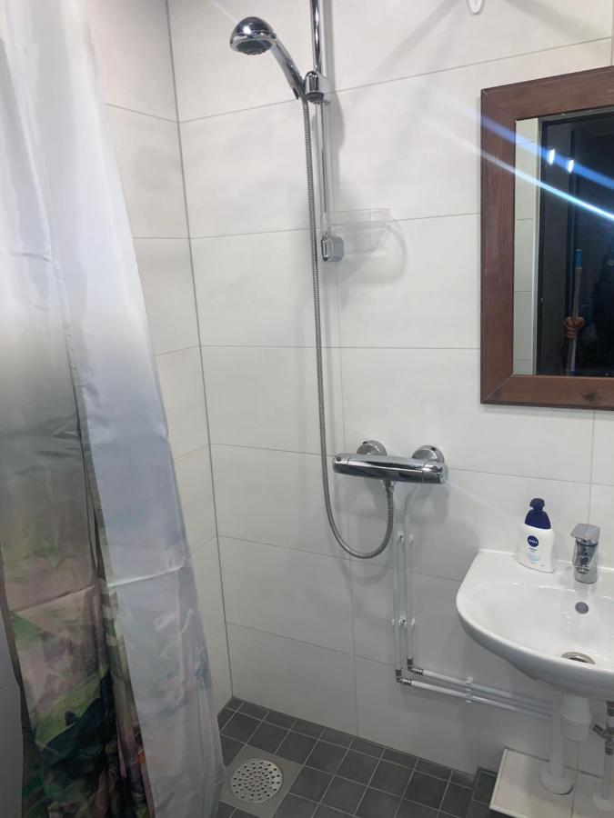 K76 - Very Nice 2-Bedrooms Apartment -2 Big Beds-1 Single Bed タルトゥ エクステリア 写真