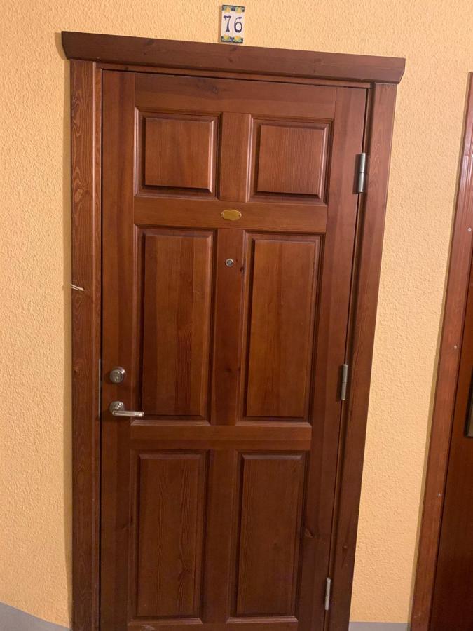 K76 - Very Nice 2-Bedrooms Apartment -2 Big Beds-1 Single Bed タルトゥ エクステリア 写真