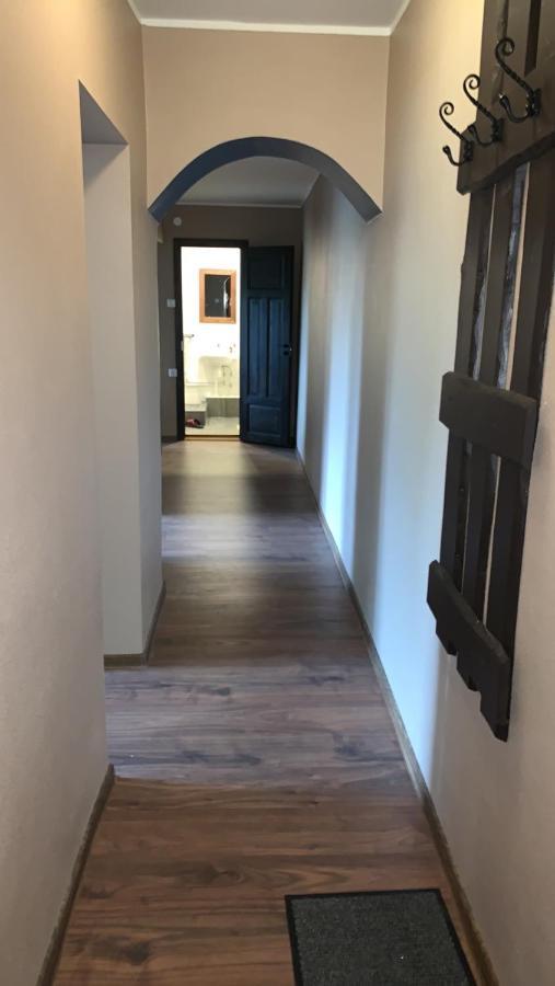 K76 - Very Nice 2-Bedrooms Apartment -2 Big Beds-1 Single Bed タルトゥ エクステリア 写真